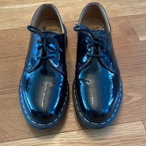 Dr. Martens patent leather oxfords size 8
